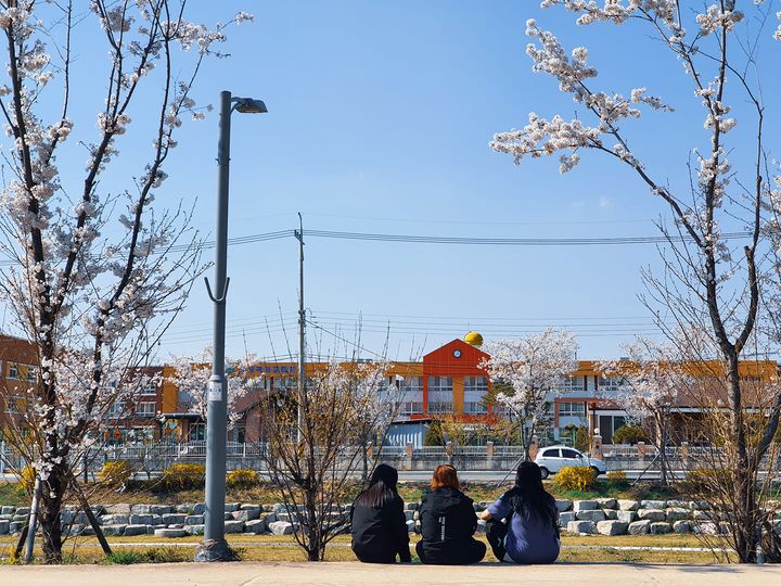 [21.04.09] 꿈의공작소 소소한 일상 '서로 돕고 위로해 주는 관계'