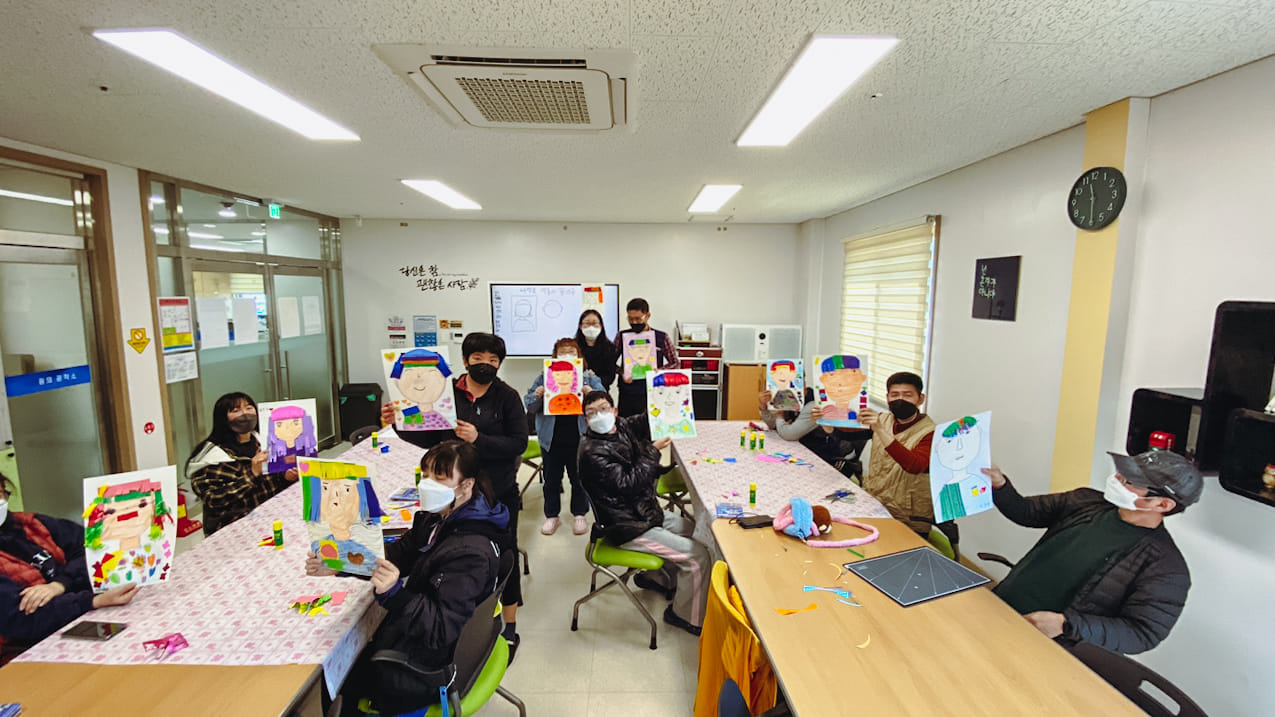 [2022.04.06]  < #자기표현_즐거움_미술로>  문화체육관광부와 한국문화예술교육진흥원 지원  2...